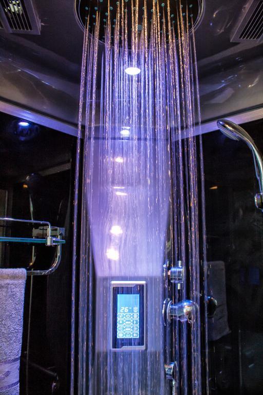 Wellness Suite Na' Canuna' Родди Номер фото
