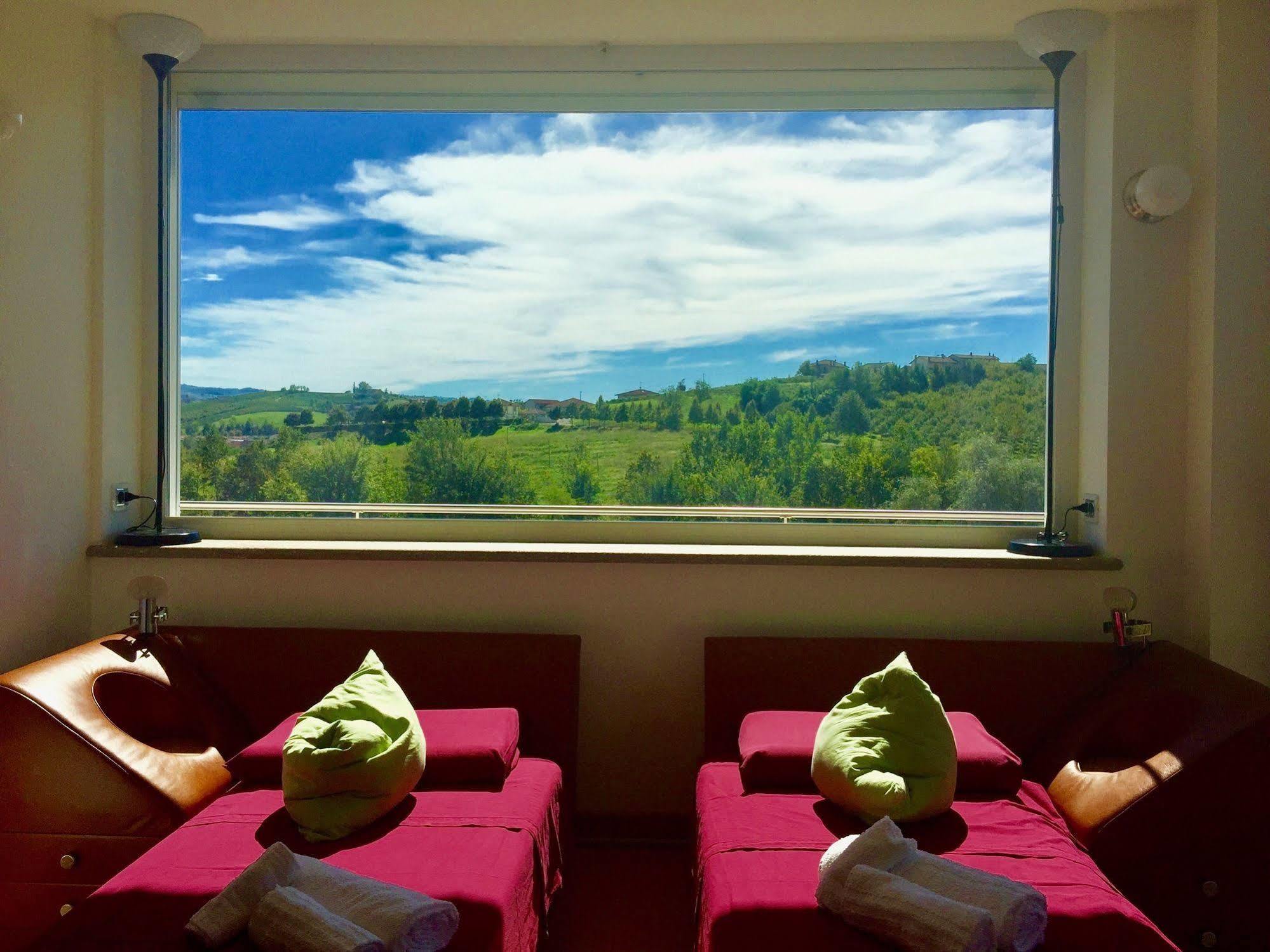 Wellness Suite Na' Canuna' Родди Экстерьер фото